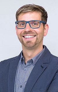 "Het zenon 10 softwareplatform wordt nu geïntroduceerd als een geïntegreerde oplossing die het motto 'Fusion of OT and IT – there must be a easier way!' weerspiegelt", zegt Gerald Lochner, Head of Product Management. Gerald Lochner PR Image 200px